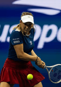 Tennis carousel