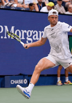 Tennis carousel